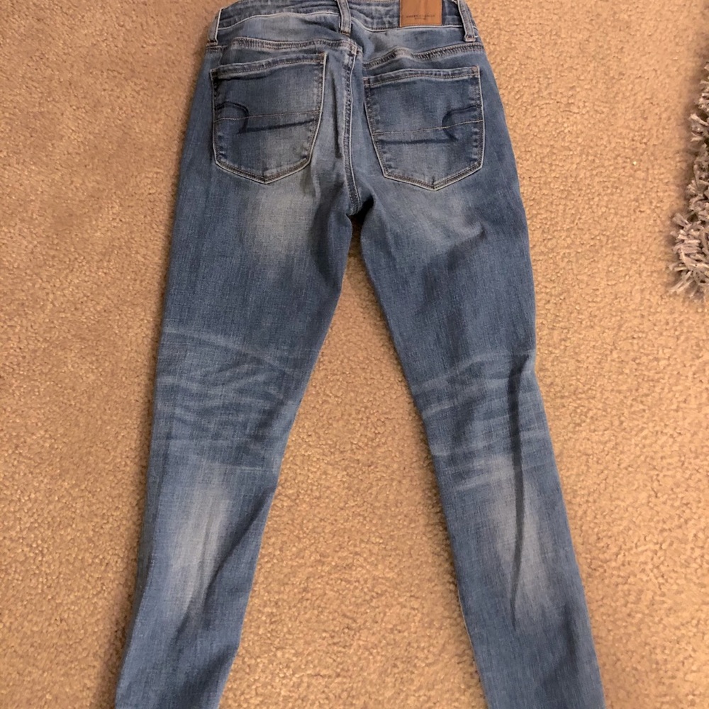 American Eagle Size 2 Short Midrise Skinny Jeans